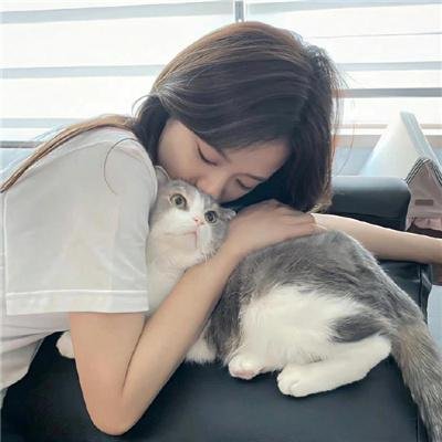 与彩云相遇2023